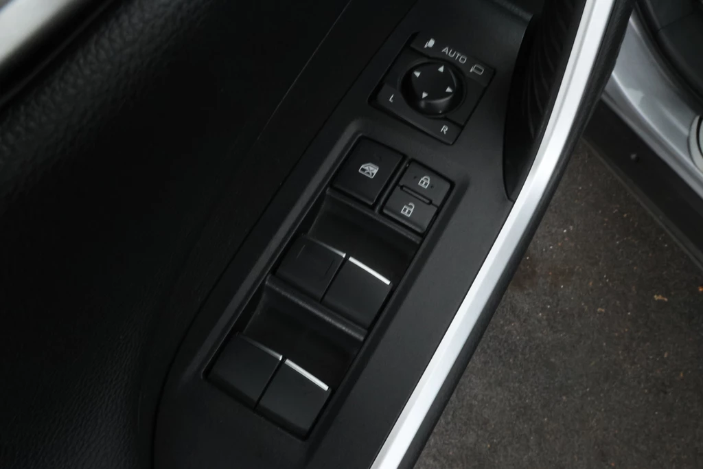 Toyota RAV4 – foto 15