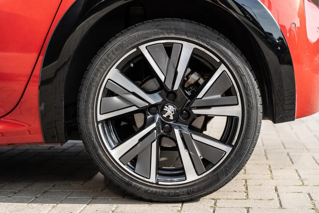 Peugeot 208 – foto 20