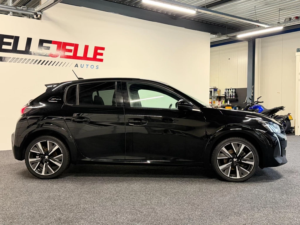 Peugeot 208 – foto 6