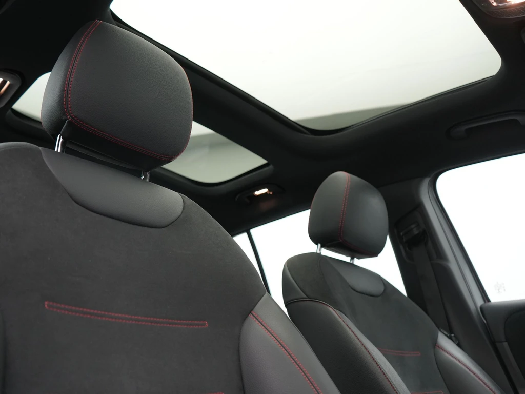 Mercedes-Benz EQB – foto 14