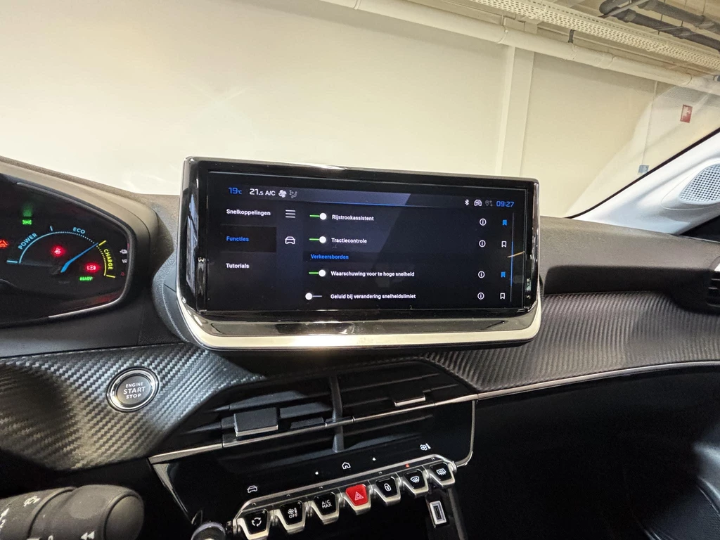 Peugeot e-208 – foto 21