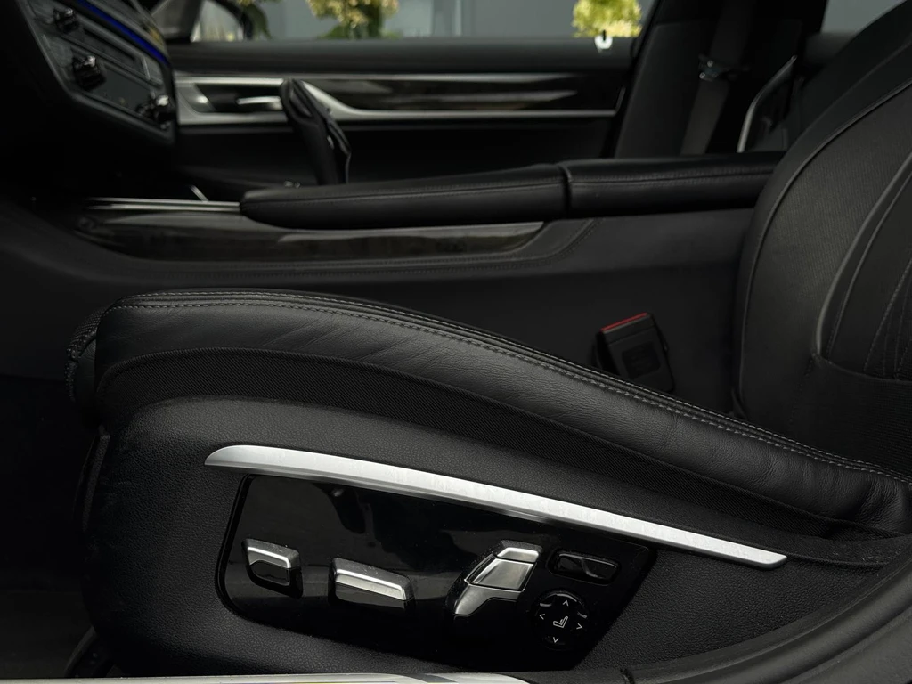 BMW 7 Serie – foto 44