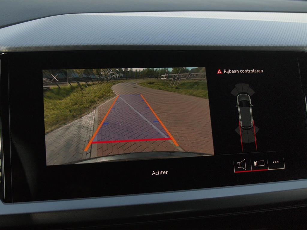 Audi Q4 e-tron – foto 23