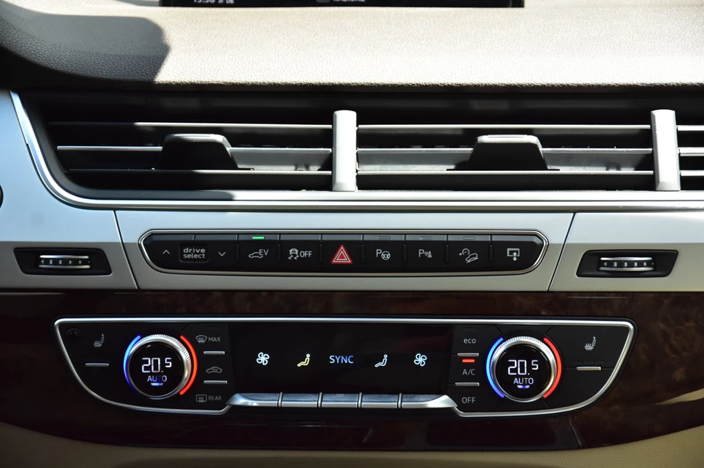 Audi Q7 – foto 19