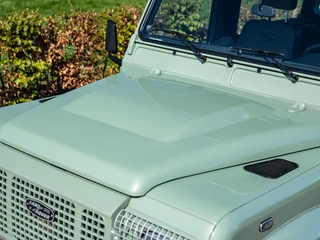 Land Rover Defender – thumbnail 36