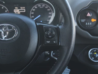 Toyota Yaris – thumbnail 25