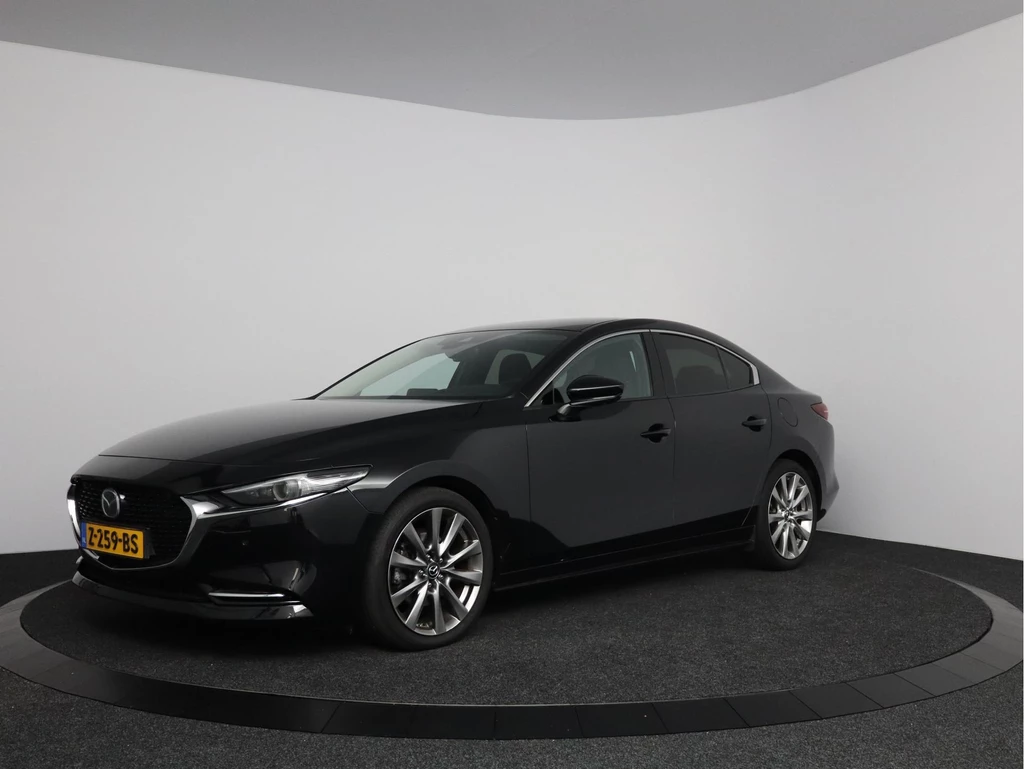 Mazda 3 – foto 2