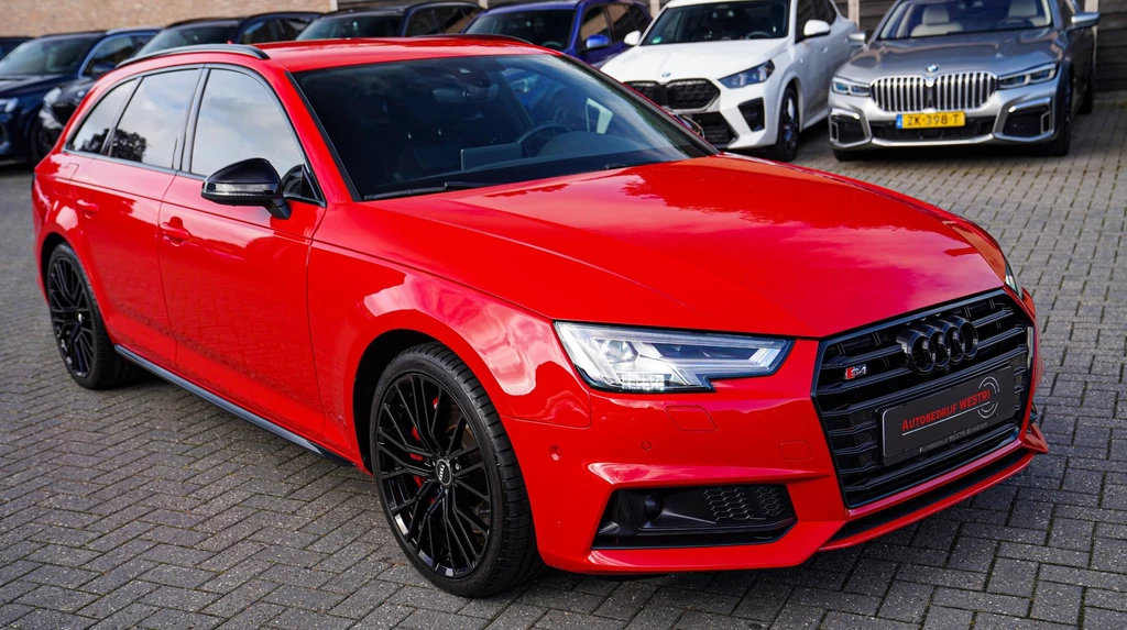 Audi S4 – foto 13