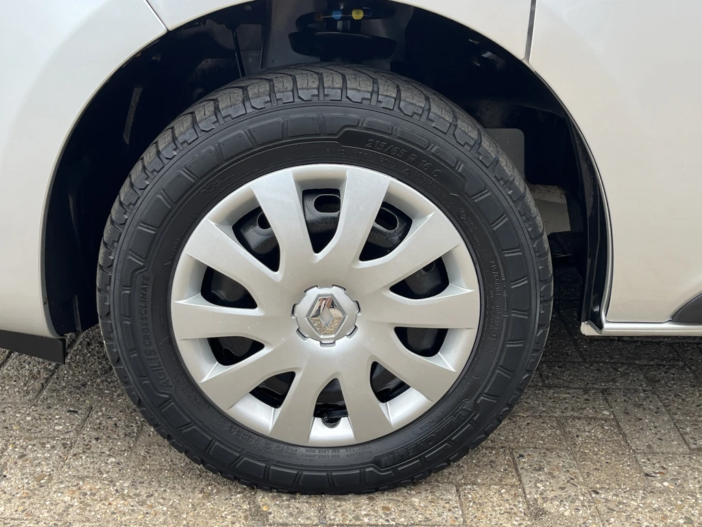 Renault Trafic – foto 21