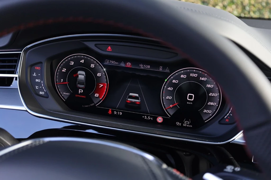 Audi S8 – foto 30