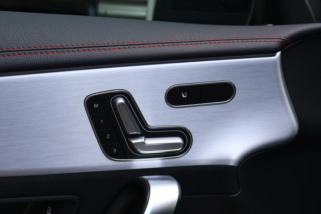 Mercedes-Benz CLA – foto 37