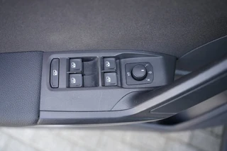 SEAT Arona – thumbnail 15