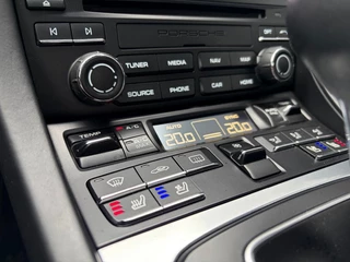 Porsche 911 – thumbnail 9