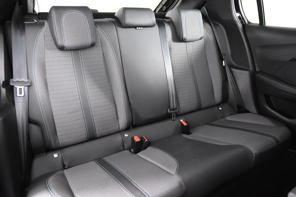 Peugeot 208 – foto 18