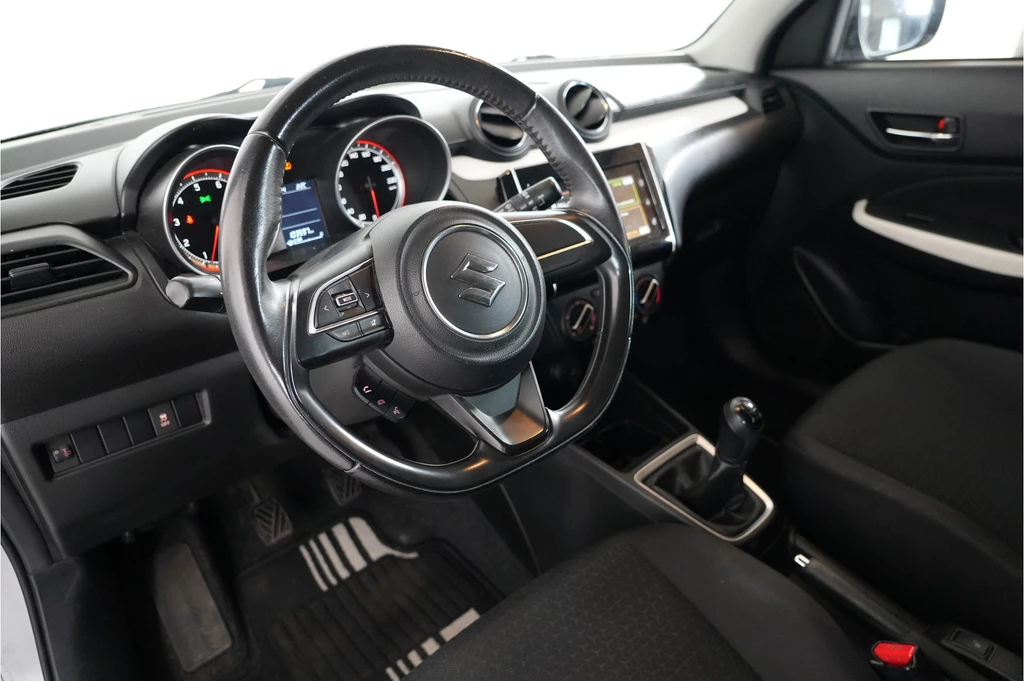 Suzuki Swift – foto 16