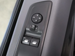 Opel Vivaro – thumbnail 27