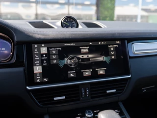 Porsche Cayenne – thumbnail 26