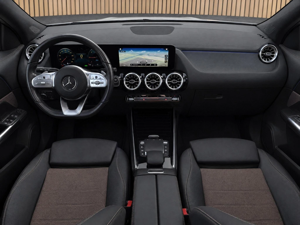 Mercedes-Benz EQA – foto 22