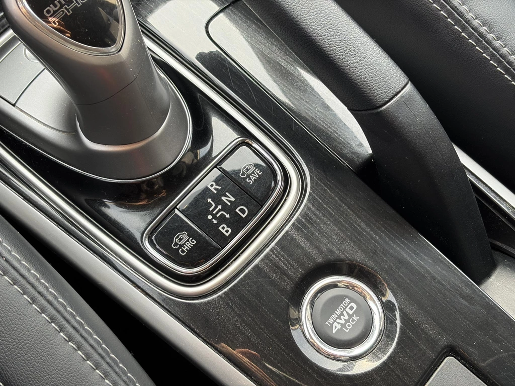 Mitsubishi Outlander – foto 28
