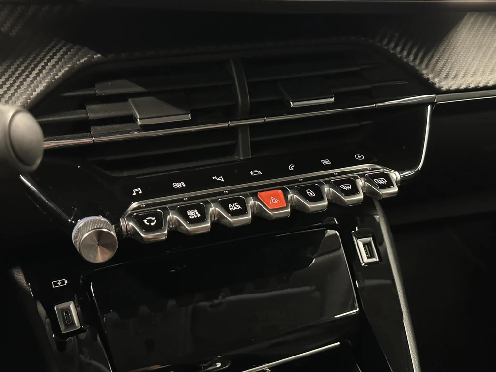 Peugeot e-2008 – foto 54