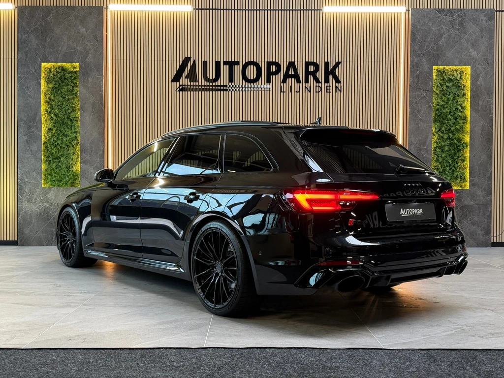 Audi RS4 – foto 3