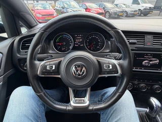 Volkswagen Golf – thumbnail 16