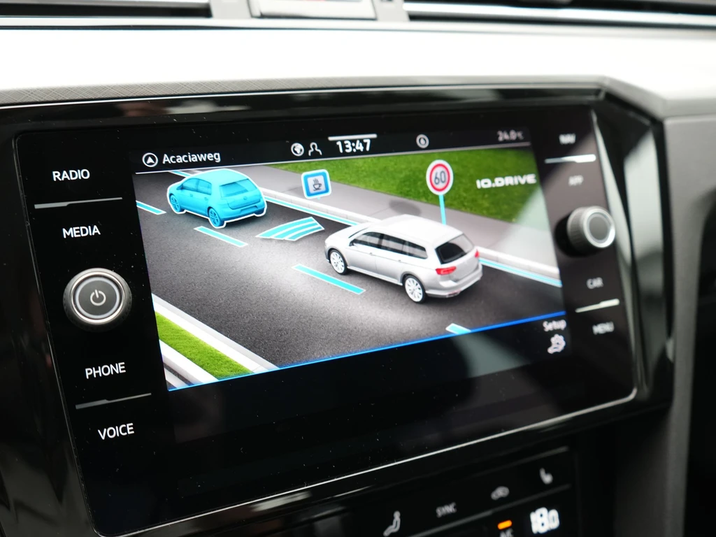 Volkswagen Passat – foto 31