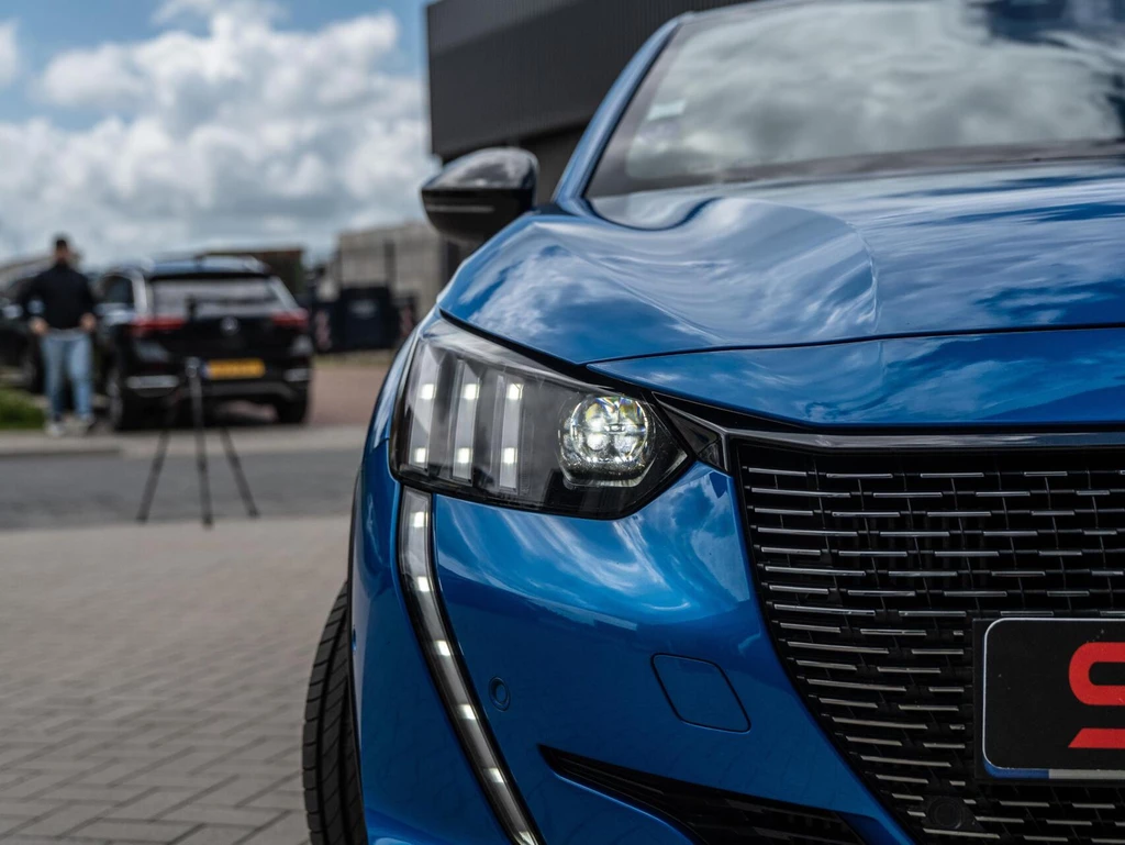 Peugeot 208 – foto 15