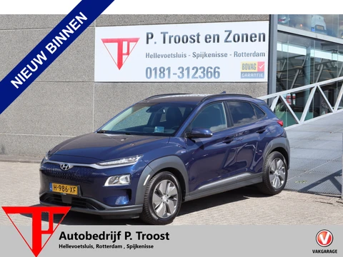 Hyundai Kona EV Fashion 64 kWh Nederlandse auto/Stoelverwarming/Achteruitrijcamera/Apple carplay/Warmtepomp/Adaptieve cruise control/Lane assist/Dodehoek assistent/Climate control/Navigatie