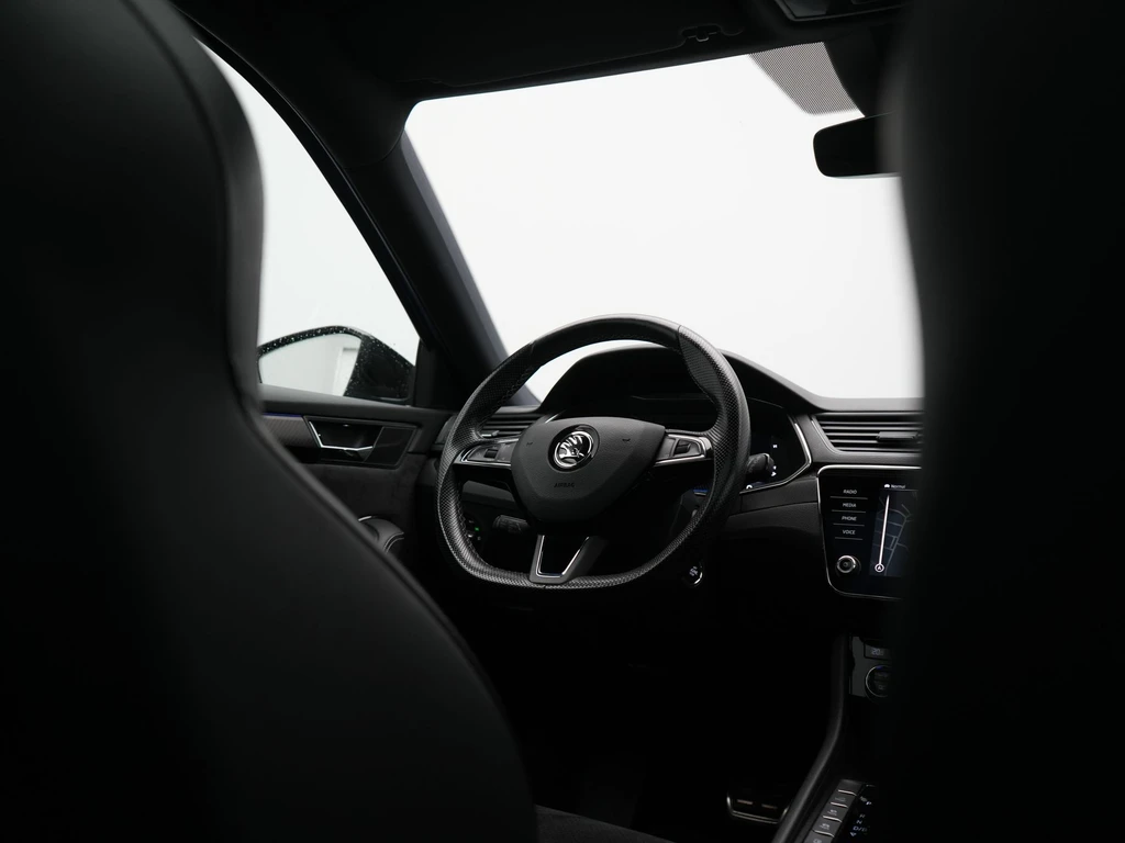 Škoda Superb – foto 31