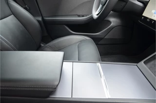 Tesla Model 3 – thumbnail 8