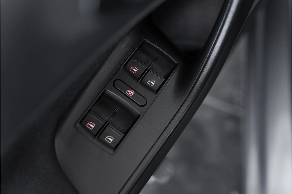 SEAT Ibiza – foto 28