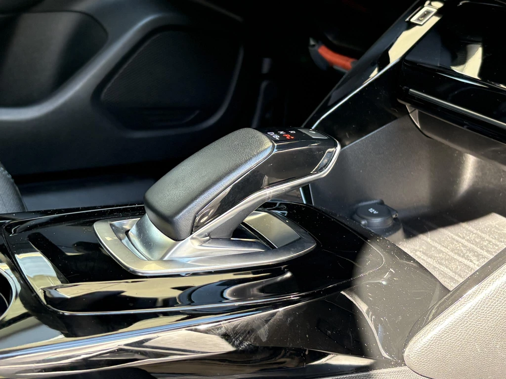 Peugeot e-2008 – foto 13