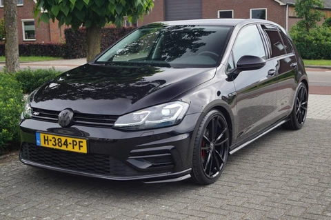 Volkswagen Golf 1.5 TSI (150pk) DSG R-line LED/Keyless/Camera/Massage/19 inch