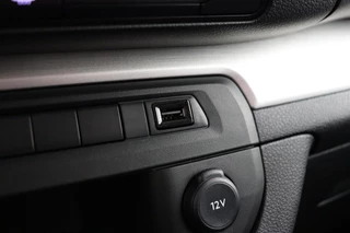 Peugeot Traveller – thumbnail 38