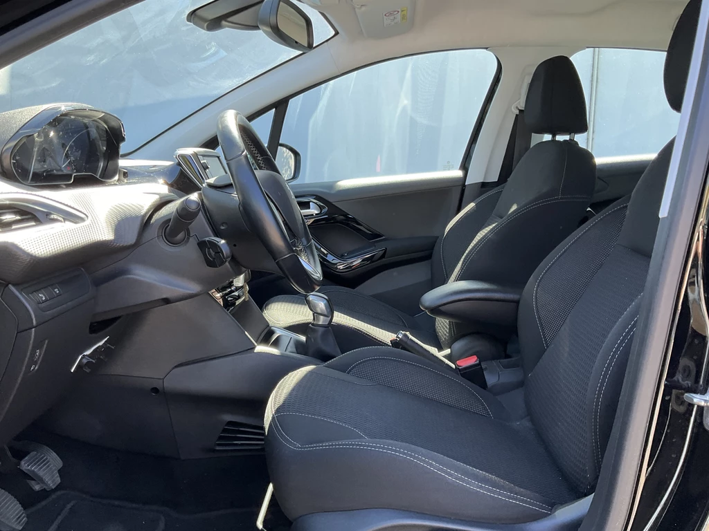 Peugeot 208 – foto 21