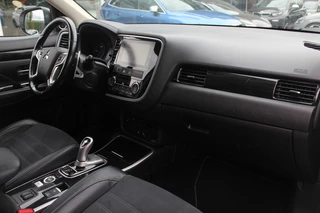 Mitsubishi Outlander – thumbnail 9