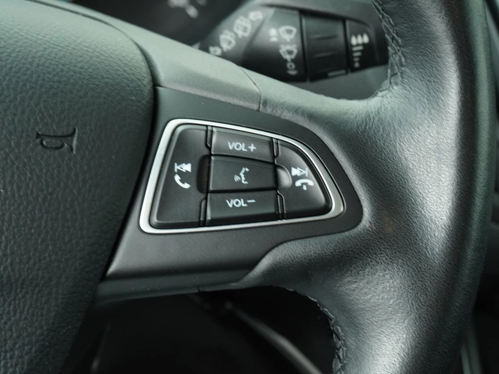 Ford Kuga – foto 18