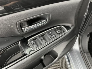 Mitsubishi Outlander – thumbnail 24