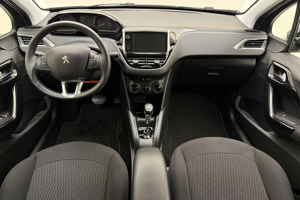 Peugeot 208 – foto 15