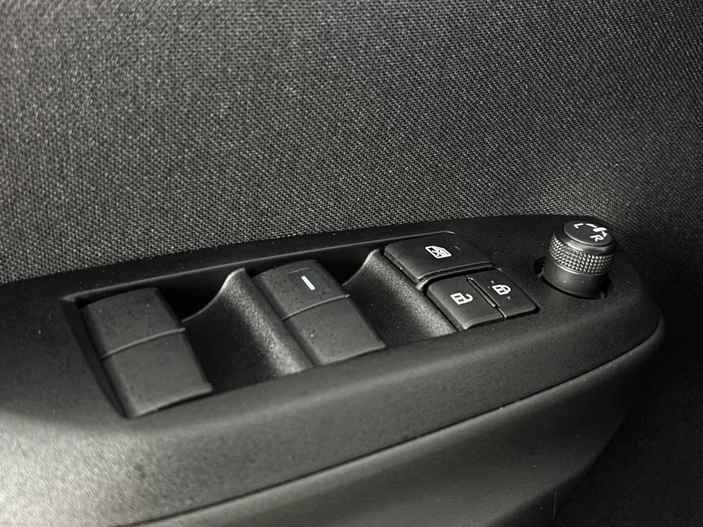 Toyota Yaris – foto 17