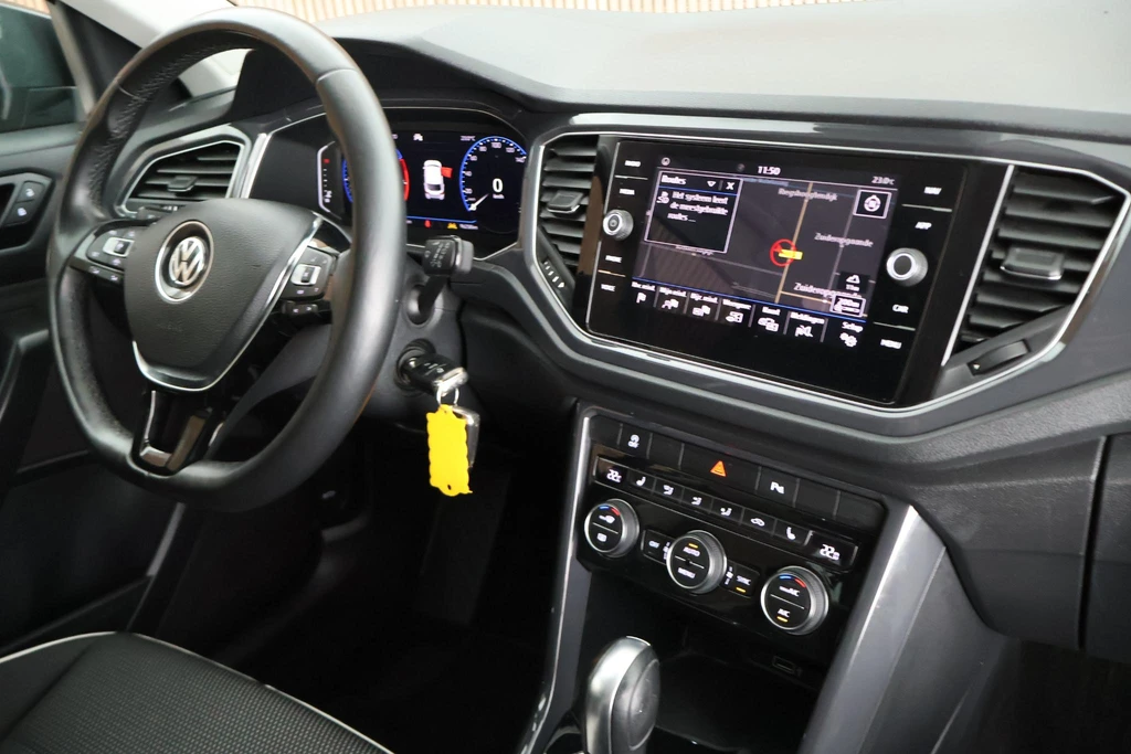 Volkswagen T-Roc – foto 8