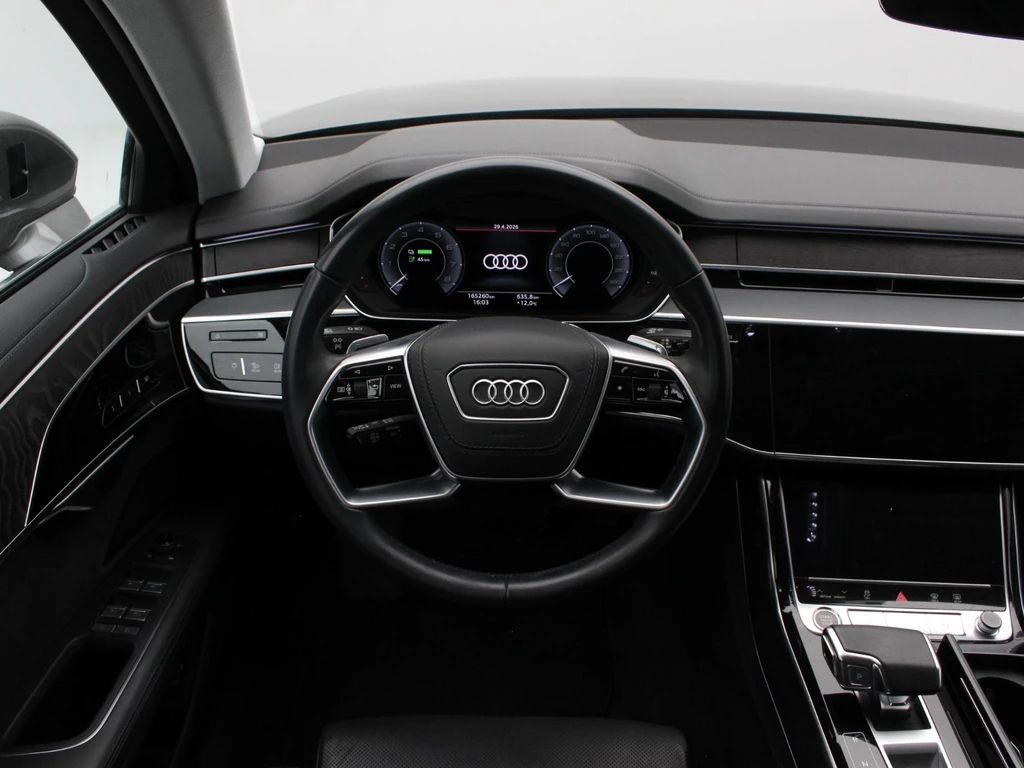 Audi A8 – foto 18