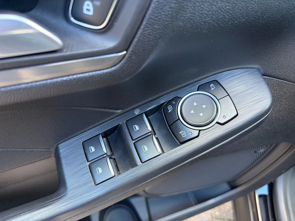 Ford Kuga – foto 23