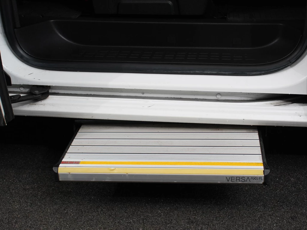 Opel Vivaro – foto 11