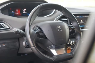 Peugeot 308 – thumbnail 8