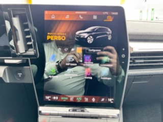 Renault Megane E-Tech – thumbnail 15