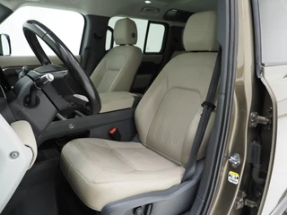 Land Rover Defender – thumbnail 10