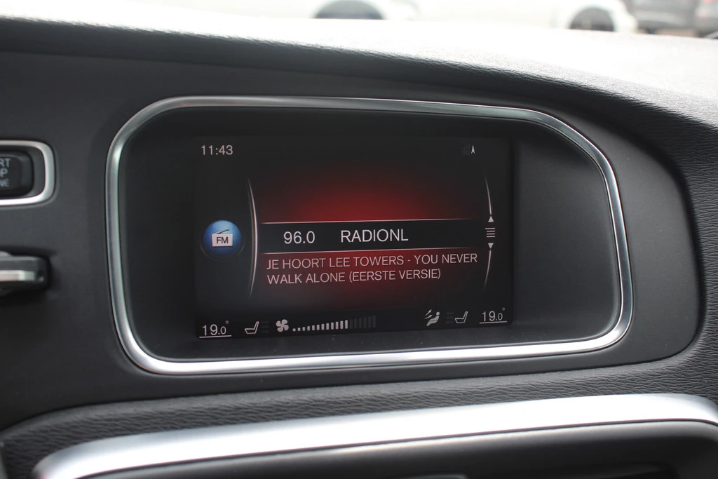 Volvo V40 – foto 22