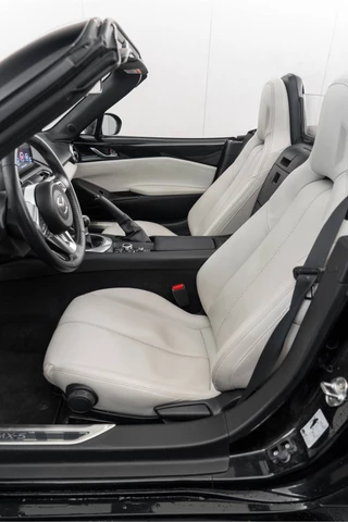 Mazda MX-5 – thumbnail 12